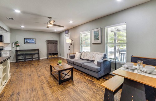 Commerce Casa | Walk to East Texas A&M! Home w/Pet-Friendly Yard