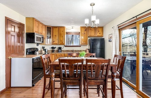 Ridgeway Casa | Stone Cabin with Amazing Views, Hot Tub, Fire Pit and Game Room Perfect for Your Gerrardstown, WV Getaway