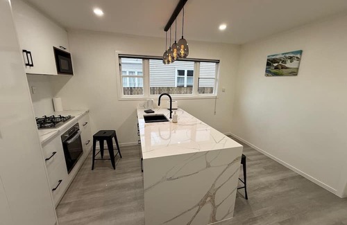 Trentham Casa | Beautiful 3-bedroom house in Upper Hutt Central