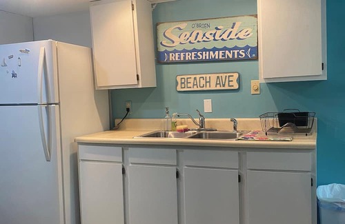 Gladwin Cabina | Cozy 2-bedroom cabin in Gladwin near elk lake & near sugar springs, lake lancer.