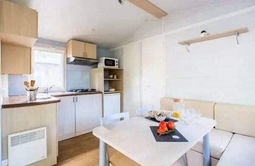 Saint-Yvi Casa | Campsite Le Bois de Pleuven* - Classic XL 4-room mobile home for 6 people