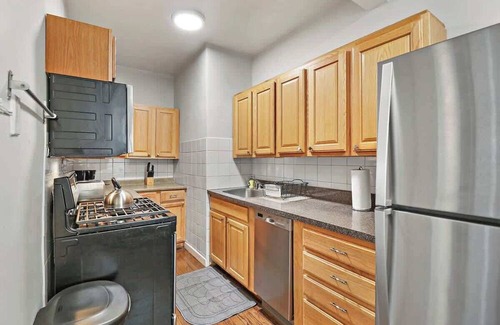 Ravenswood Apartamento | Elegant 1BR Stylishly Furnished Apartment