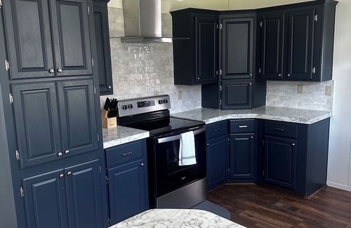 Dingle Casa | 1-Min Walk to Private Beach, Lake Views, Pickleball, Gated Family Getaway!