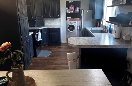 Dingle Casa | 1-Min Walk to Private Beach, Lake Views, Pickleball, Gated Family Getaway!