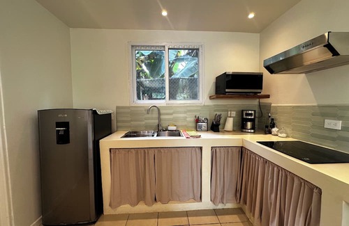 Los Ángeles Casa | Casa Tucan, Casa Tucan - with nice view to the trees