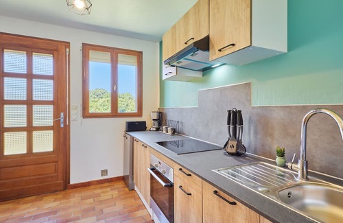 Saint-Nicolas-de-Pierrepont Casa | Le Launay by Interhome