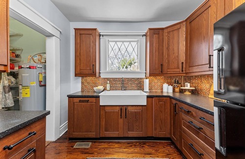 Forest Hills Casa | 3 bed/2 BA house in great Augusta area w/Wi-Fi, AC, and many restaurants nearby