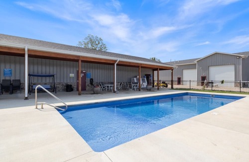Osage Beach Casa | RV Retreat - Pool - Next to Margaritaville