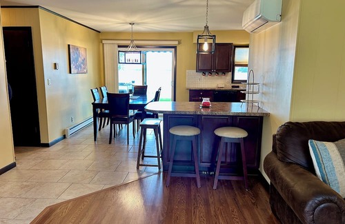 Petoskey Casa | Crooked Lake Cottage