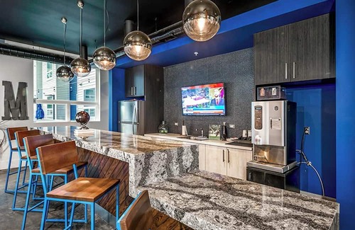 University District Apartamento | TheNine 2BD 3 - Dos Habitaciones Piso, Capacidad 4