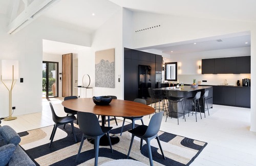 Bidart Chalet De Esquí | SIGNATURE - Luxury villa with sea view & pool in Bidart - BARNES