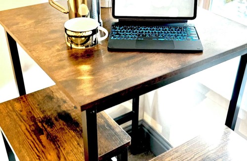 Eamont Bridge Casa | 1800’s Barn conversion located in a village close to Penrith. Luxury room.