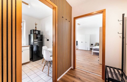 Bannewitz Apartamento | Cozy Monteurwohnung with Balcony and Modern Amenities in Bannewitz
