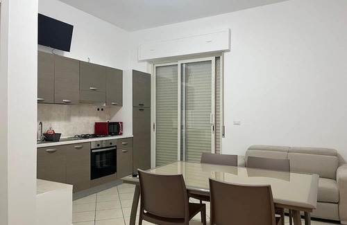 Marina di Gioiosa Ionica Cama Y Desayuno | 2 steps from the sea apartment and rooms, maximum comfort