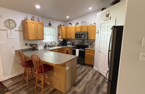 Twin Falls Casa | 3-bedroom house in amazing Twin Falls with AC, WiFi