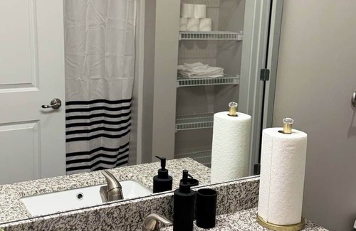 Church Street Apartamento | Cozy Apartment Near the Airport