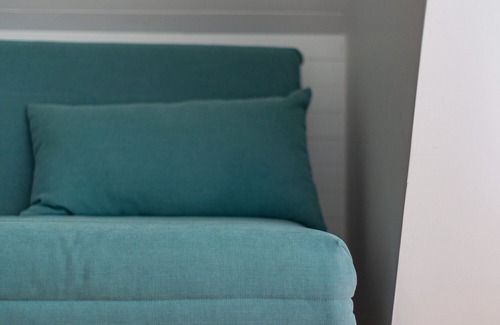 Coulounieix-Chamiers Casa | Holiday Home 'La Parenthèse Enchantée' with Private Terrace, Private Garden and Wi-Fi