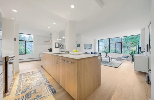 West Side Apartamento | D38 - Large 2 bedroom 2 bathroom