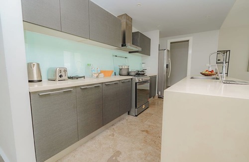 Panama City Apartamento | Exclusive and luxury 1BR with balcony in Yoo Panama