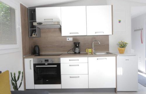 Radvan Apartamento | Little House in the Garden