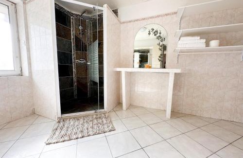 Chateau-Thierry Casa | Maison Moderne à Deux Pas du Centre-ville