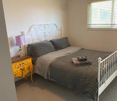 Richmond Casa | Large suite with separate bathroom