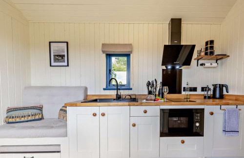 Ammanford Casa | Cwt Glas