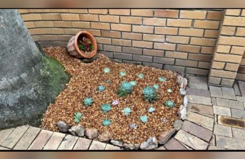 George Casa | CHARMING GETAWAY