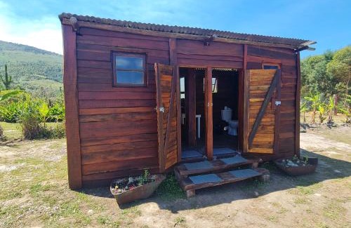 Witelsbos Otro | Teepees Tsitsikamma Wolf Sanctuary