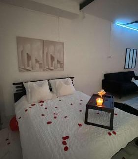 Genay Apartamento | Aqualuxe69