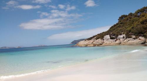 Goode Beach Otro | Goode Beach Pelican Glamping