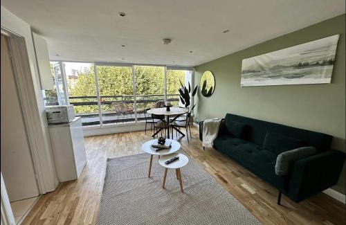 Primrose Hill Apartamento | Primrose Hill Apartment with Balcony
