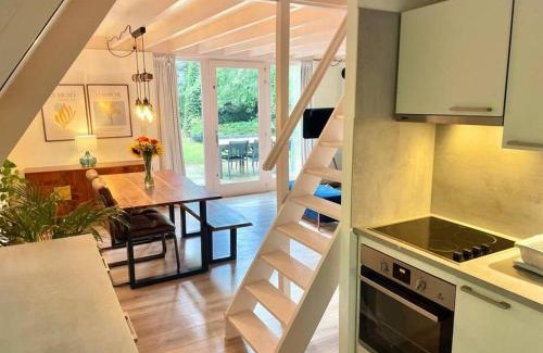 Rekem Casa | Cozy home near lake & woods