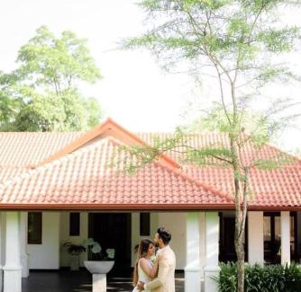 Kaduwela Hotel | Villa Crystals