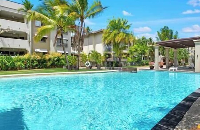 Inner city Cairns vacation unit
