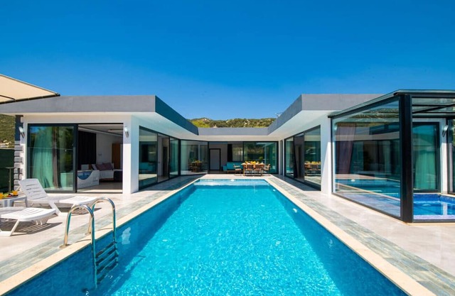 Dreamy Villa with Private Pool and Jacuzzi in Kas