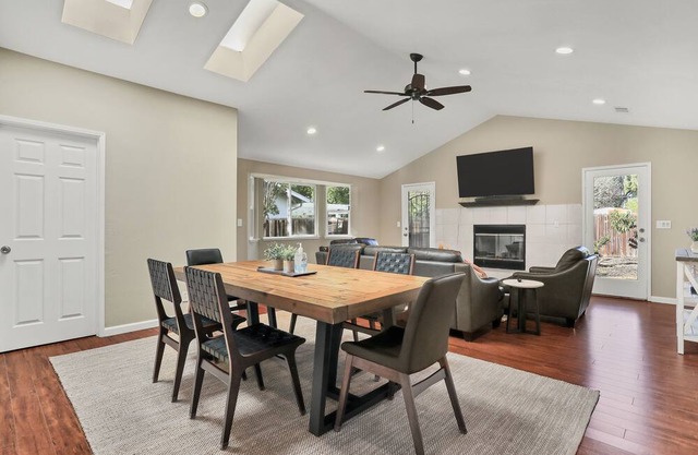 Livermore's Best: Spacious Family Home with Patio and Yard