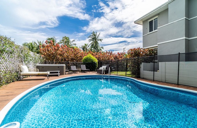 Enorme villa tropical de 8 habitaciones con piscina climatizada y jacuzzi