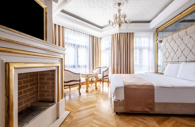 Studio w Garden in Historic Mansion in Beylerbeyi