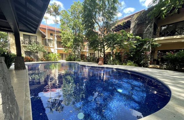 3 BR Condo Centrally Located in Playas del Coco