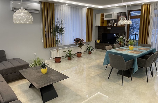 Mountain View, design apartment, prestige area