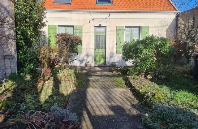 Suite familiar con 2 dormitorios, salón y desayuno en Châteauroux