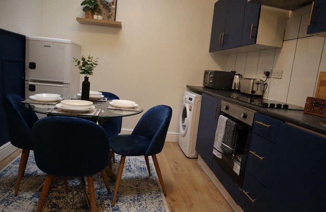 Spacious studio- heart of London, minutes from O2 Academy Brixton