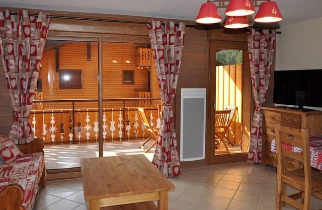 Apartment La Chapelle-d'Abondance, 2 bedrooms, 6 persons