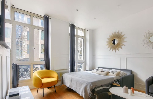 Urban Flat 34 - Beautiful 3 Bedroom Paris Louvre