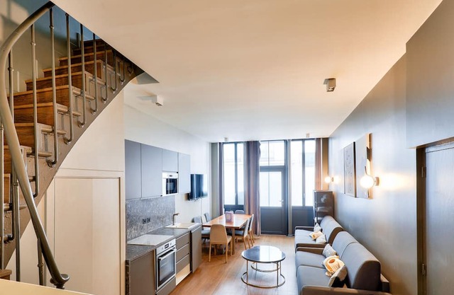 Urban Flat 136 - Luxury 4BDR Duplex in Center of Paris