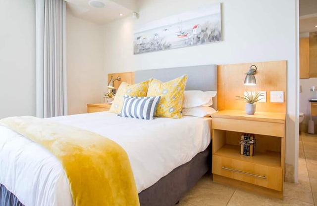 Comfy Room in a Seafront Villa