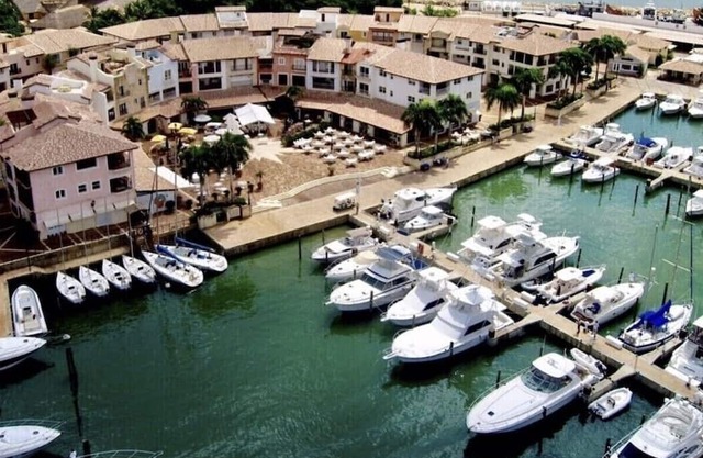 Casa de Campo Luxury 1BDM Apt ⛳️ near Restaurant Shops La Marina