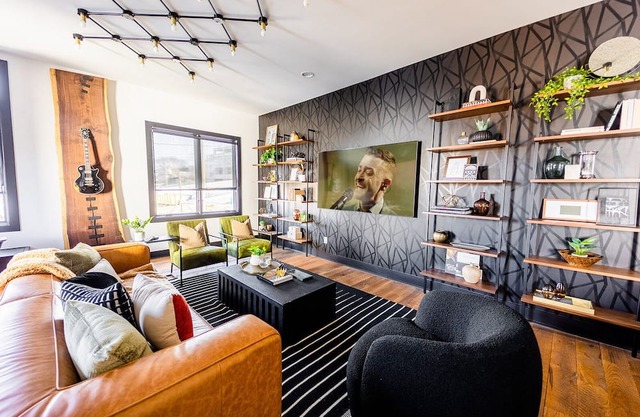 BEST GULCH LOCATION IN NASHVILLE - LUXURY DESIGNER HOME - W/CITY VIEWS