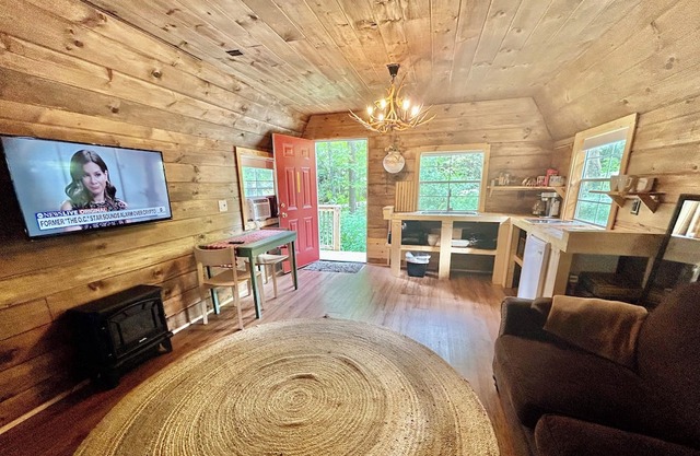 Wood Cabin in the Smoky Mountains